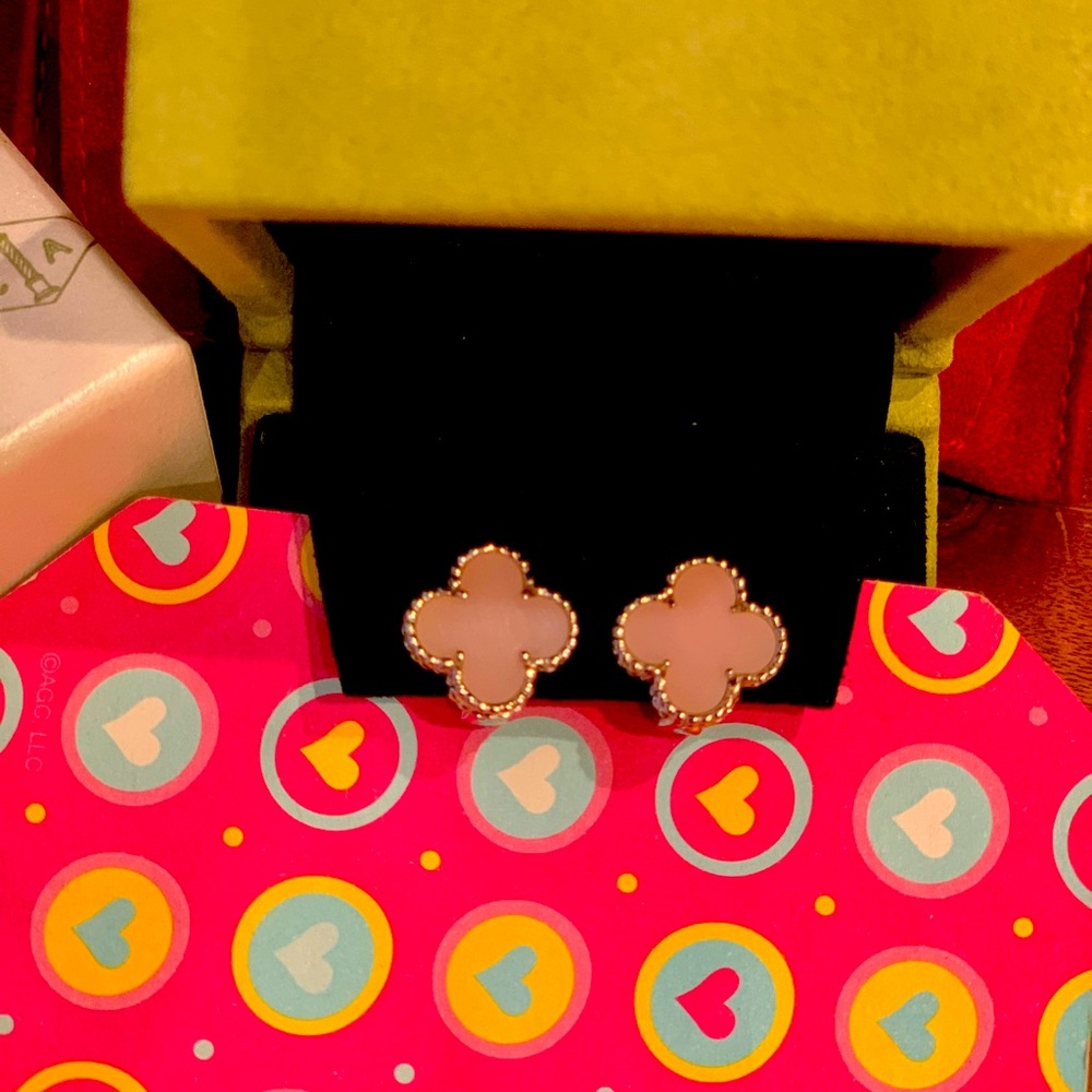 🟥SOLD🟥VCA PINK Opal WG Earrings Vintage Alhambra discontinued